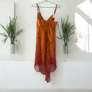 NWT Vintage Kaya Di Koko Rampage Burnt Orange Midi Dress
100% silk lining